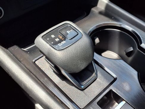 Used 2023 Nissan Rogue SV FWD image 17