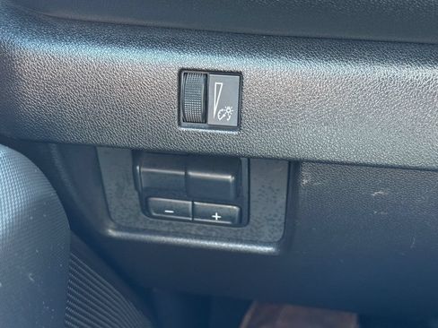 Used 2024 Chevrolet Colorado Trail Boss w/ LPO, Skid Plate Package AWD/4WD image 16