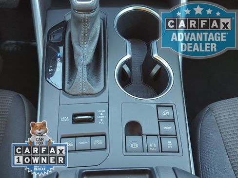 Used 2024 Toyota Highlander LE image 9