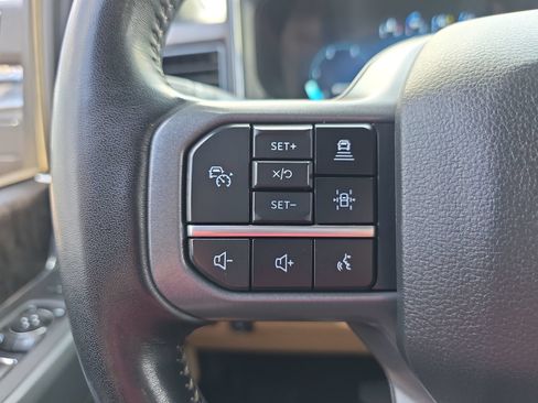 Used 2023 Ford F250 Lariat w/ Lariat Ultimate Package AWD/4WD image 21