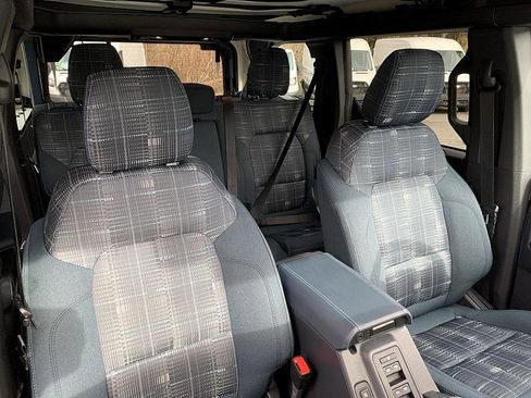 New 2025 Ford Bronco Heritage Edition image 22