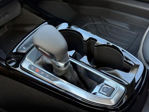 New 2026 Chevrolet Trax ACTIV w/ Sunroof Package FWD image 15