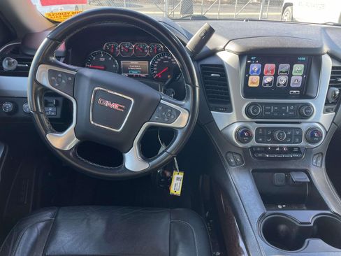 Used 2019 GMC Yukon XL SLT w/ HD Trailering Package image 11