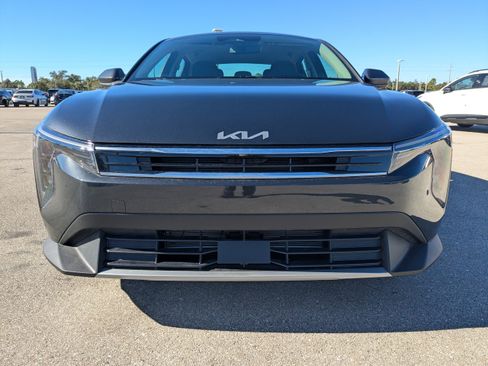 New 2025 Kia K4 EX image 10