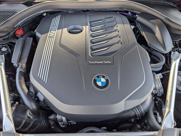 Used 2023 BMW 540i w/ Convenience Package RWD image 24