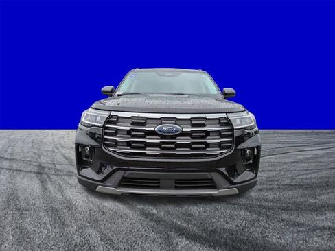 Certified 2026 Ford Explorer Active w/ Active Comfort Package image 9