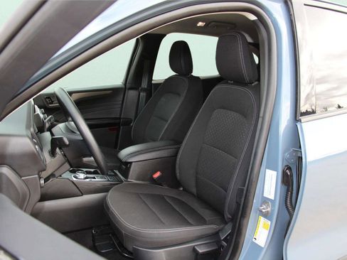 Used 2025 Ford Escape Active image 13