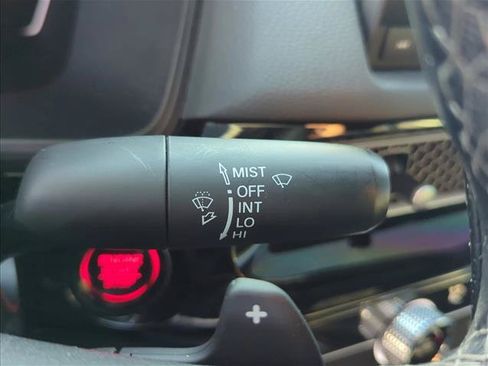 Used 2023 Honda Civic Sport image 18