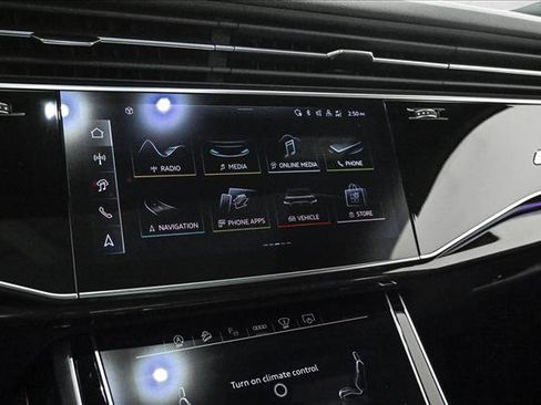 Certified 2025 Audi Q7 3.0T Prestige w/ Prestige Package image 15