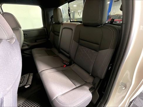 Used 2026 Nissan Frontier SV w/ SV Convenience Package AWD/4WD image 32
