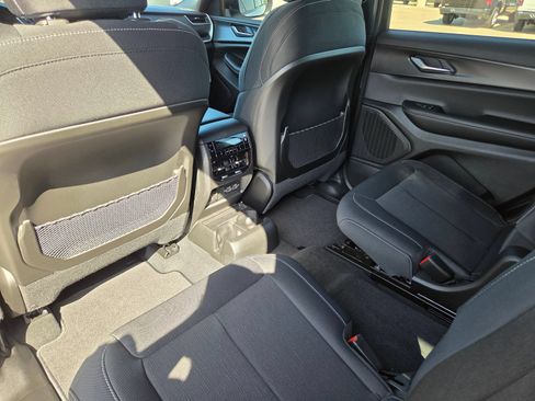 New 2026 Jeep Grand Cherokee L Laredo RWD image 24