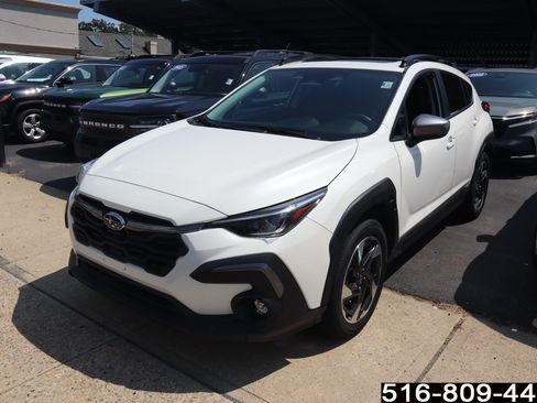 Used 2024 Subaru Crosstrek 2.5i Limited AWD/4WD image 7
