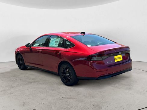 New 2025 Honda Accord SE image 3