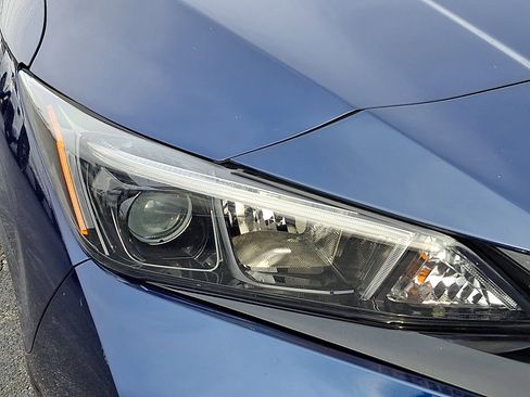 Used 2022 Nissan Leaf S Plus image 9