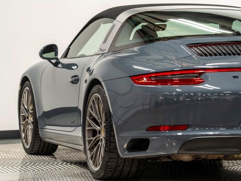 Used 2017 Porsche 911 Targa 4S AWD/4WD image 14