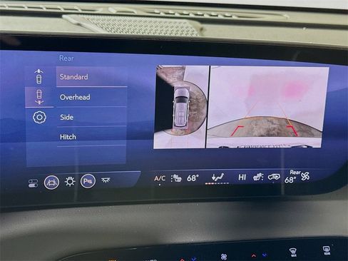 Used 2025 Buick Enclave Avenir image 12