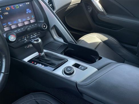 Used 2019 Chevrolet Corvette Stingray Coupe w/ Battery Protection Package RWD image 17