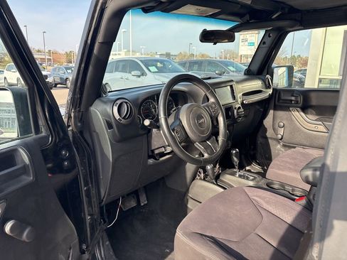 Used 2013 Jeep Wrangler Sport image 9