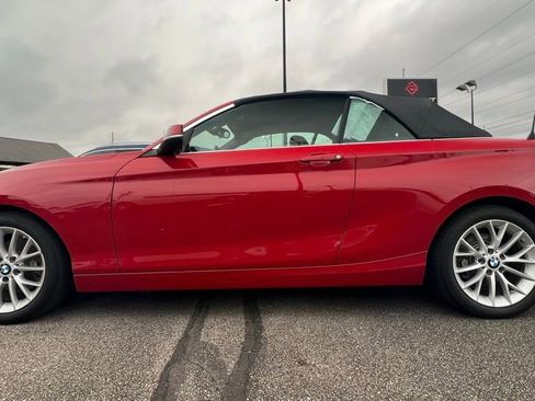 Used 2016 BMW 228i Convertible image 3