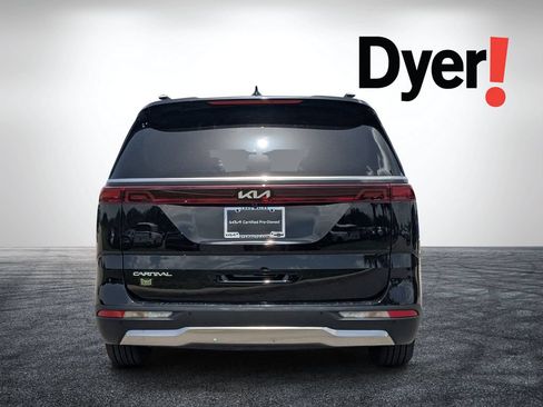 Used 2024 Kia Carnival SX FWD image 5