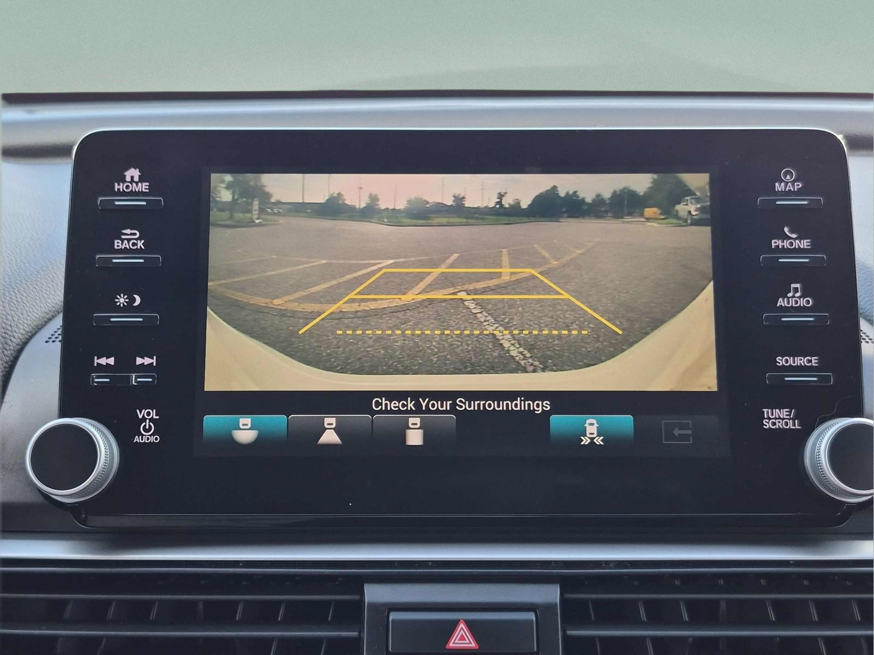 Used 2019 Honda Accord Touring image 25