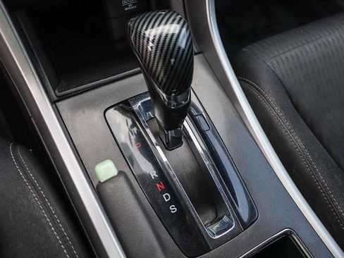 Used 2014 Honda Accord Sport image 19