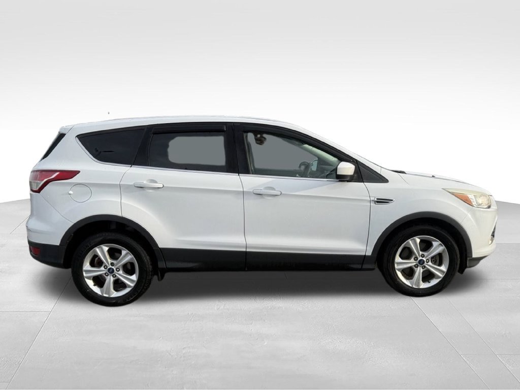 Used 2015 Ford Escape SE FWD image 26