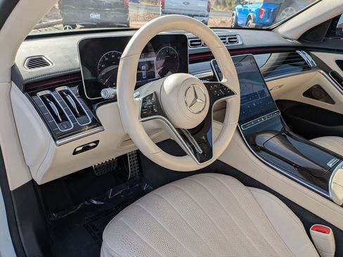 Used 2022 Mercedes-Benz S 500 4MATIC image 14