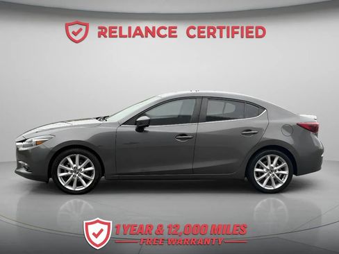 Used 2017 MAZDA MAZDA3 Grand Touring FWD image 3