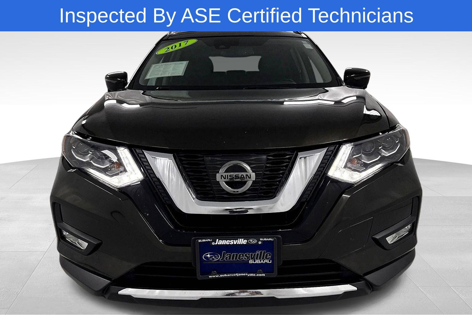 Used 2017 Nissan Rogue SL w/ SL Premium Package AWD/4WD image 2