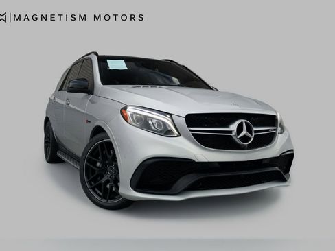 Used 2018 Mercedes-Benz GLE 63 AMG AMG GLE 63 4MATIC SUV image 7