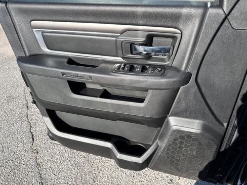 Used 2024 RAM 1500 Classic Warlock image 11