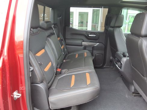 Used 2021 GMC Sierra 1500 AT4 w/ AT4 Value Package AWD/4WD image 32