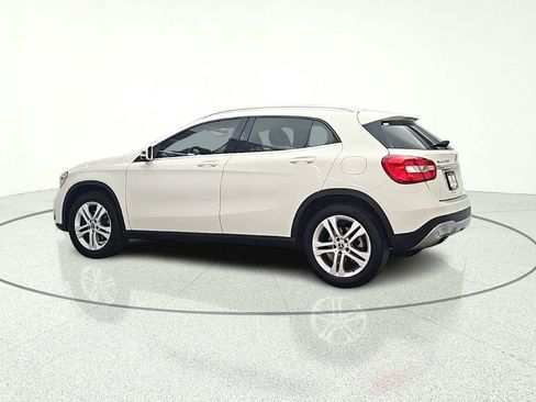 Used 2018 Mercedes-Benz GLA 250 image 4