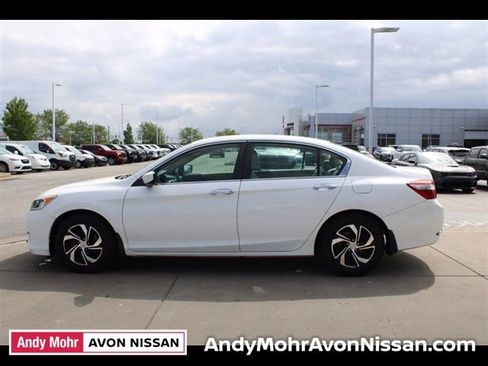 Used 2016 Honda Accord LX image 4
