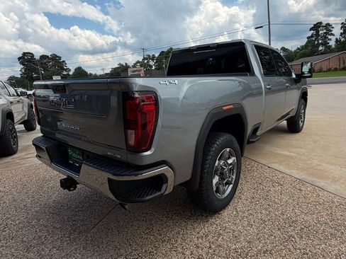 New 2026 GMC Sierra 2500 SLE w/ SLE Value Package; AWD/4WD image 8
