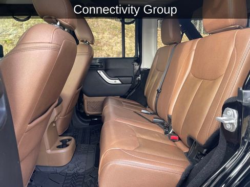 Used 2017 Jeep Wrangler Unlimited Sahara w/ Connectivity Group image 16