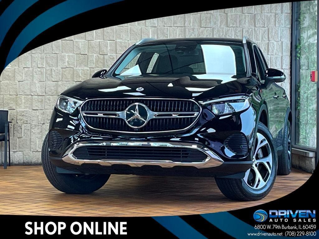 Used 2025 Mercedes-Benz GLC 350e 4MATIC image 1