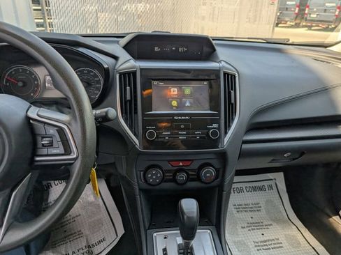 Used 2018 Subaru Crosstrek 2.0i AWD/4WD image 3
