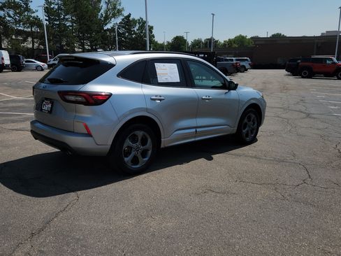 Certified 2024 Ford Escape ST-Line AWD/4WD image 10