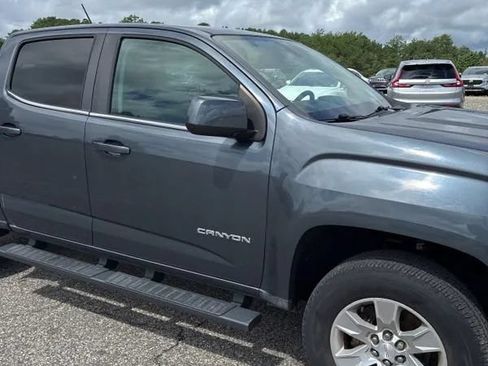 Used 2017 GMC Canyon SLE w/ SLE Convenience Package AWD/4WD image 16