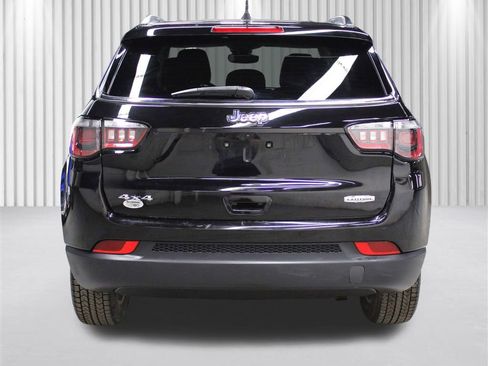 Used 2022 Jeep Compass Latitude image 4