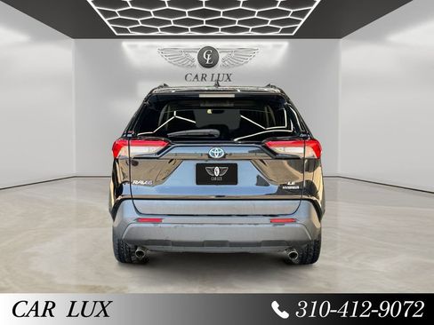 Used 2022 Toyota RAV4 LE AWD/4WD image 4