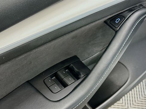 Used 2022 Tesla Model 3 Long Range image 15