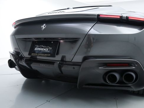 Certified 2025 Ferrari Roma Spider RWD image 18