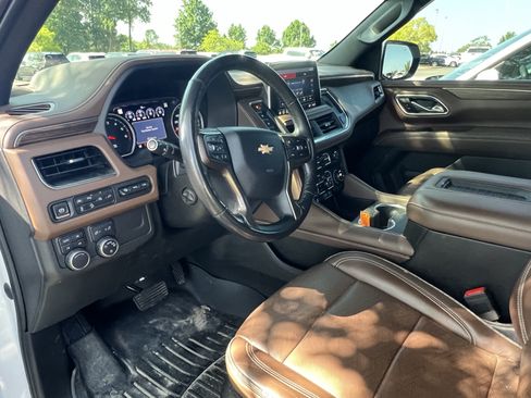 Used 2021 Chevrolet Tahoe High Country AWD/4WD image 17