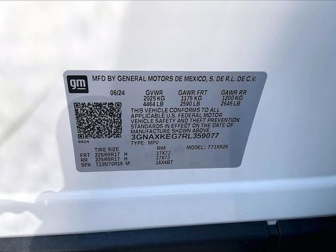 Certified 2024 Chevrolet Equinox LT w/ LPO, Floor Liner Package image 30