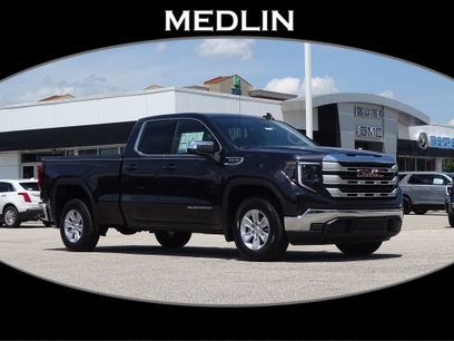 New 2025 GMC Sierra 1500 SLE w/ Preferred Package
