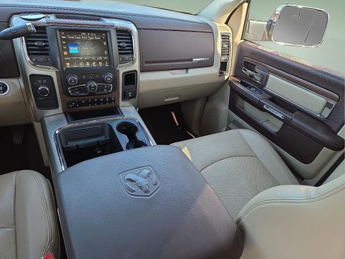 Used 2017 RAM 3500 Laramie image 12