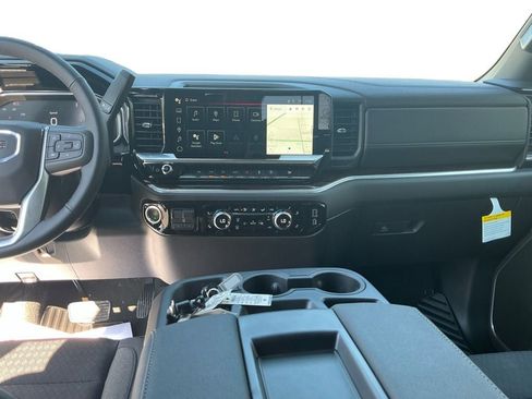 Used 2026 GMC Sierra 1500 SLE w/ X31 Off-Road Package AWD/4WD image 11